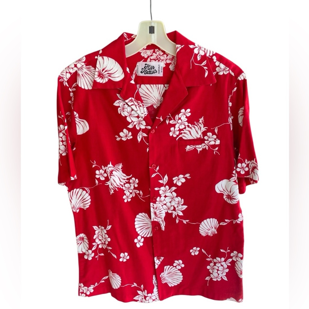 Vintage Hilo Hattie Red Floral Hawaiian Men's Shirt